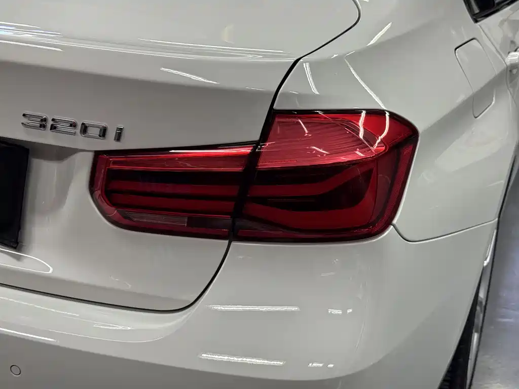 BMW 3 Series 2018 320i M Sports Package купить на сайте DeffCars
