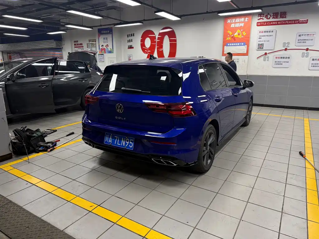 Golf 2023 280TSI DSG R-Line купить на сайте DeffCars