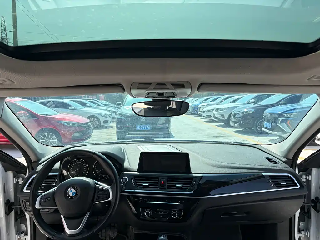 BMW 1 Series 2017 118i Sports купить на сайте DeffCars