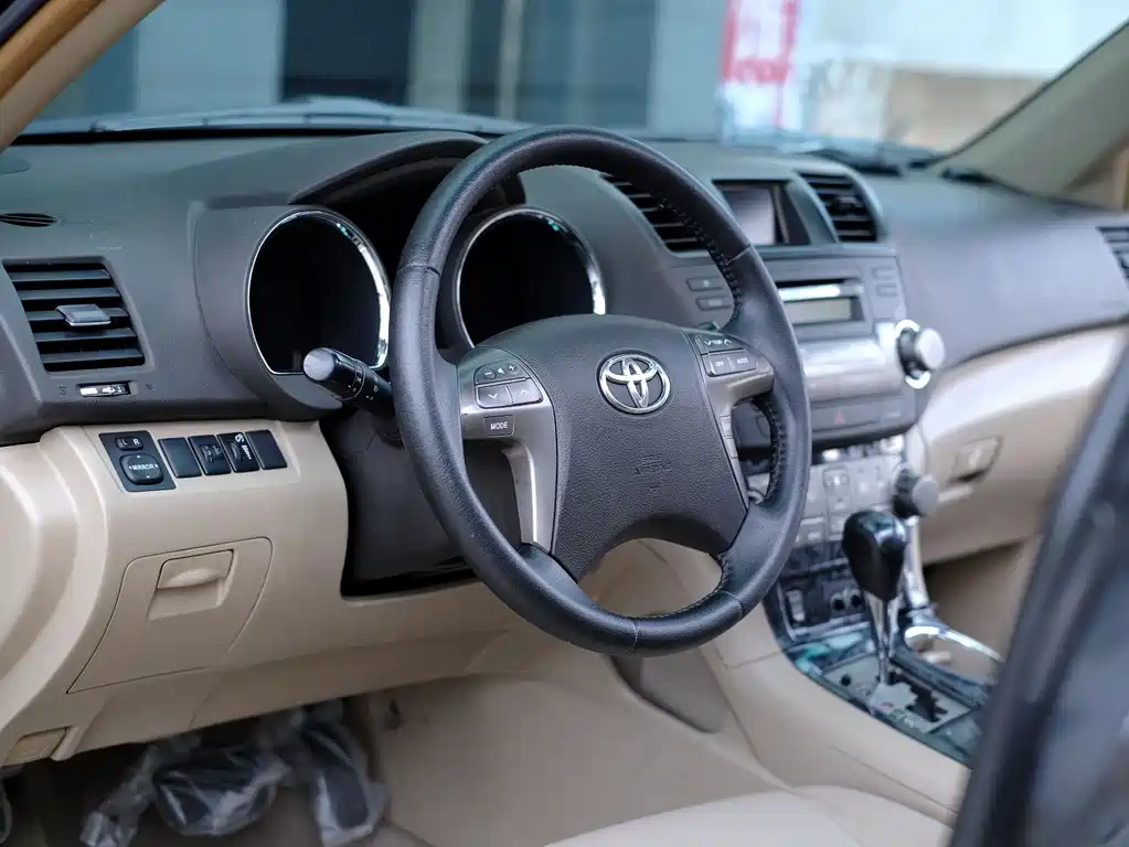Highlander 2009 3.5L four-wheel drive 7-seat luxury version купить на сайте DeffCars