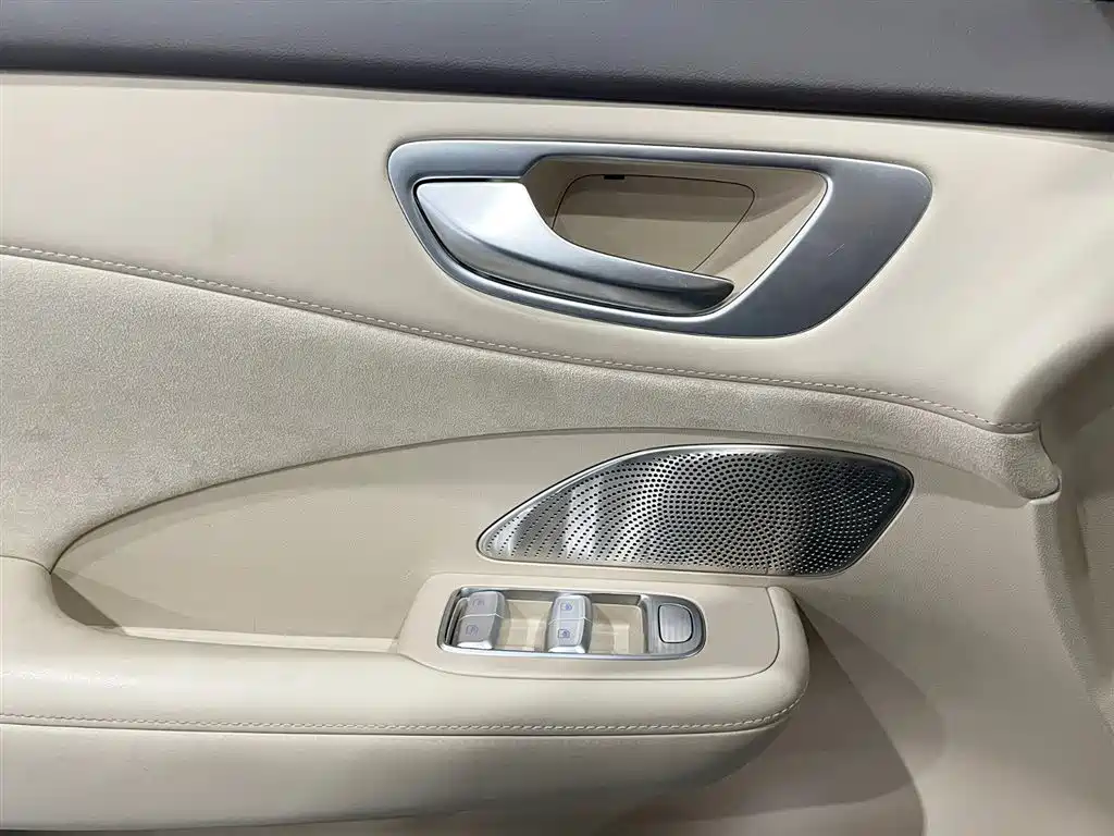 Shangjie H5 2025 extended range Max купить на сайте DeffCars