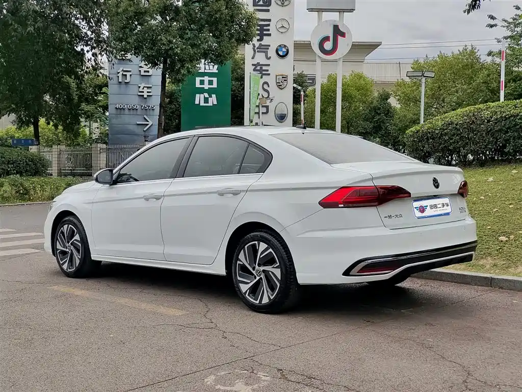 Bora 2023 model 200TSI DSG Yuexing PRO version купить на сайте DeffCars