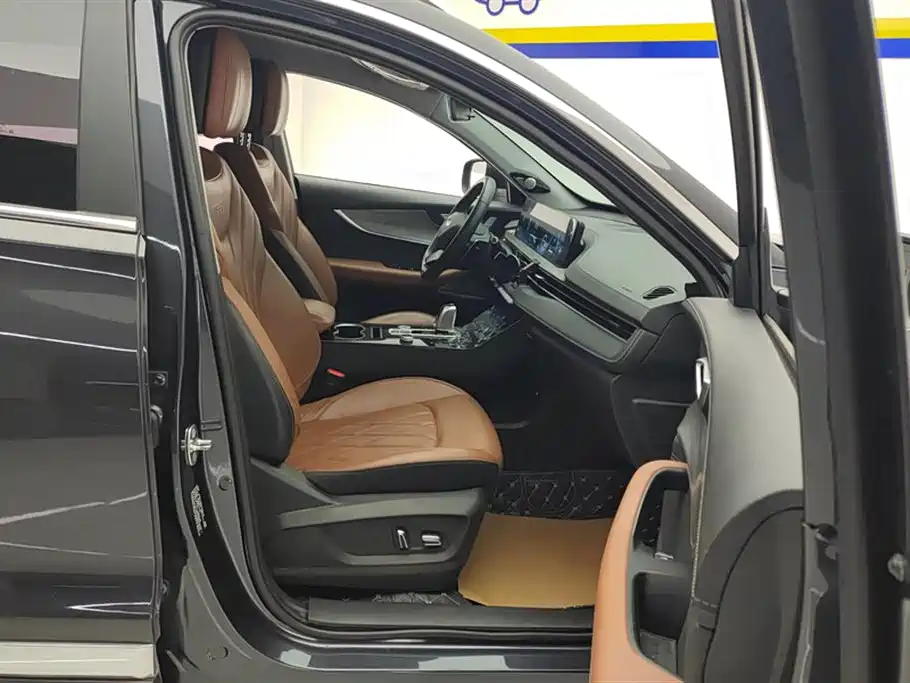 Tiggo 8 PLUS 2022 model 290TGDI DCT luxury version+ купить на сайте DeffCars
