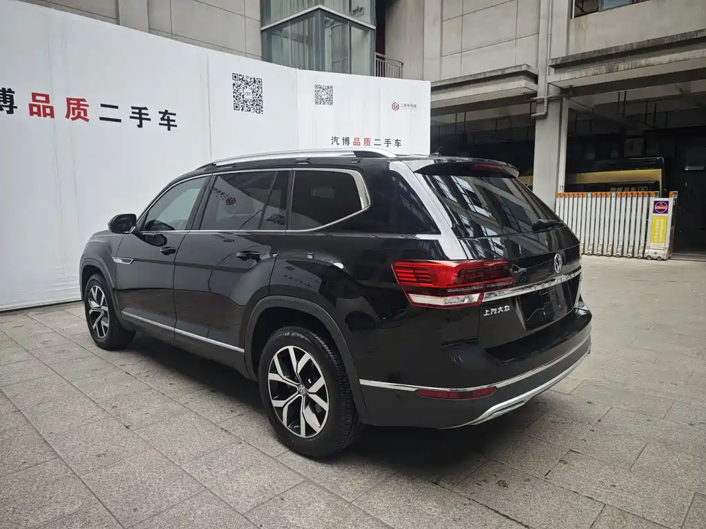 Touron 2020 330TSI 2WD Deluxe Edition National VI купить на сайте DeffCars