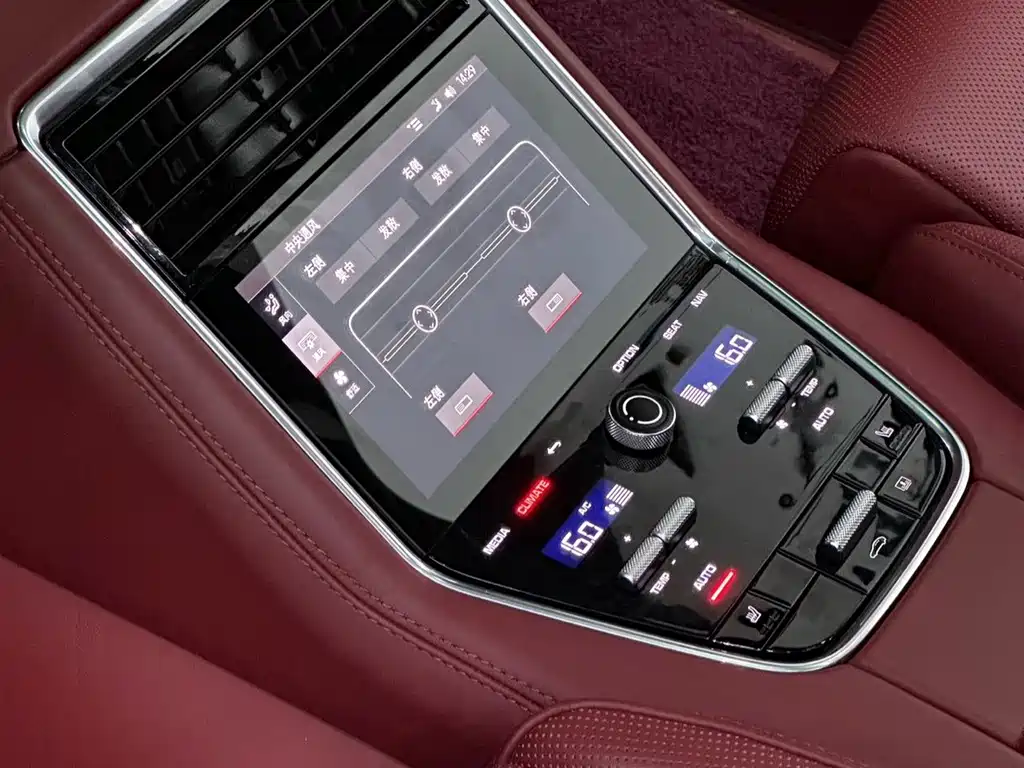 Panamera 2023 Executive Extended Platinum Edition 2.9T купить на сайте DeffCars