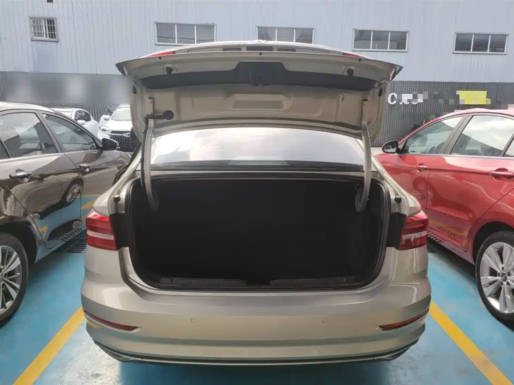 Lavida 2019 1.5L automatic comfort version National VI купить на сайте DeffCars