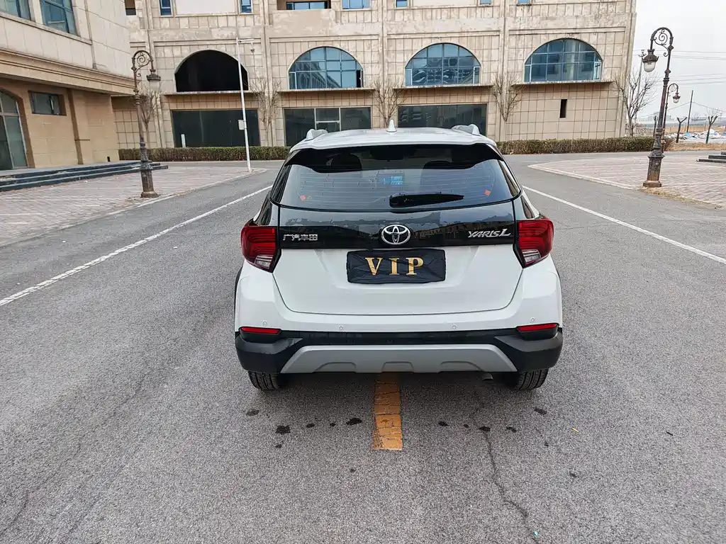 YARiS L Zhixuan 2021 Zhixuan X 1.5L CVT Deluxe Edition купить на сайте DeffCars