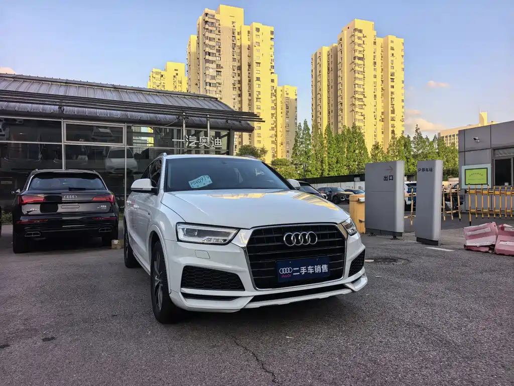 Audi Q3 2018 30th Anniversary Model 35 TFSI Sports купить на сайте DeffCars