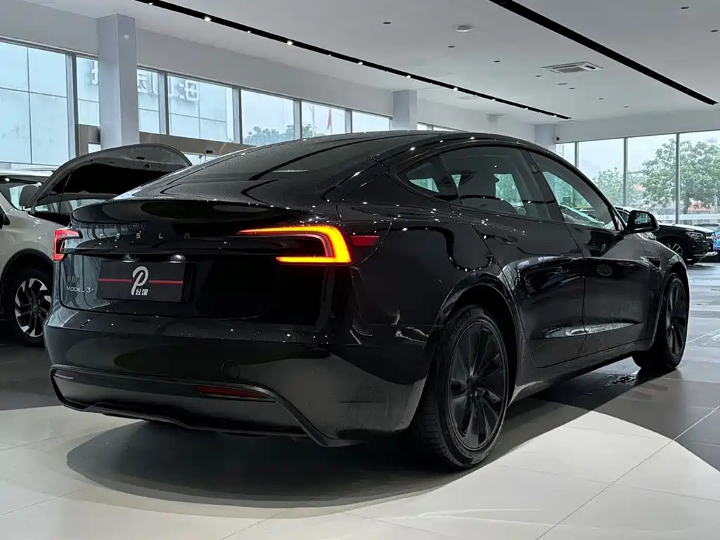 Model 3 2025 long-range all-wheel drive version купить на сайте DeffCars