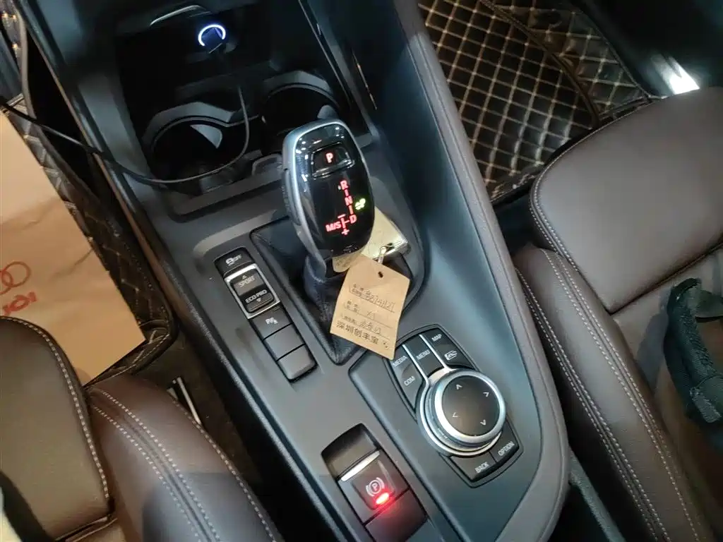 BMW X1 2022 sDrive25Li Leading Model купить на сайте DeffCars