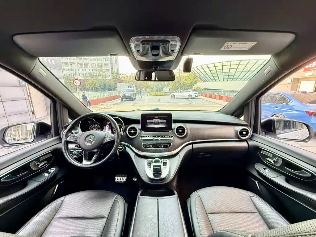 Mercedes-Benz V-Class 2018 V 260 AMG Sports Edition National V купить на сайте DeffCars