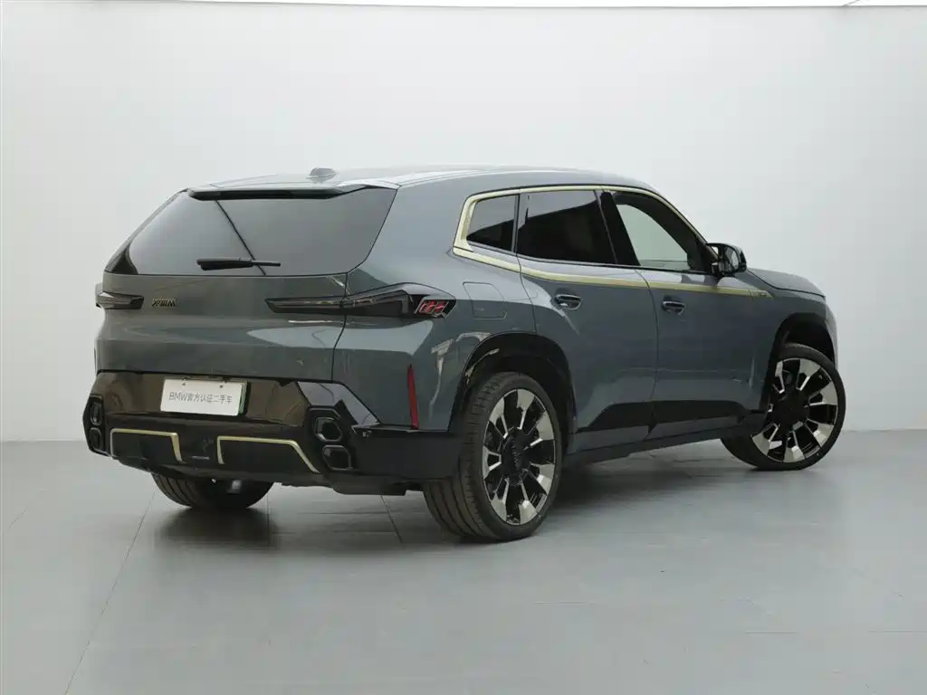 BMW XM 2023 Basic Model купить на сайте DeffCars