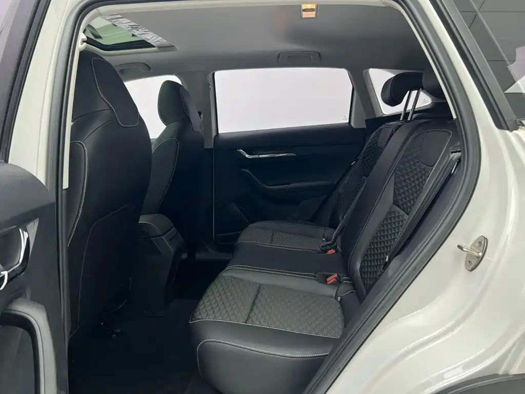 Kamiq 2020 1.5L Automatic Comfort Edition купить на сайте DeffCars