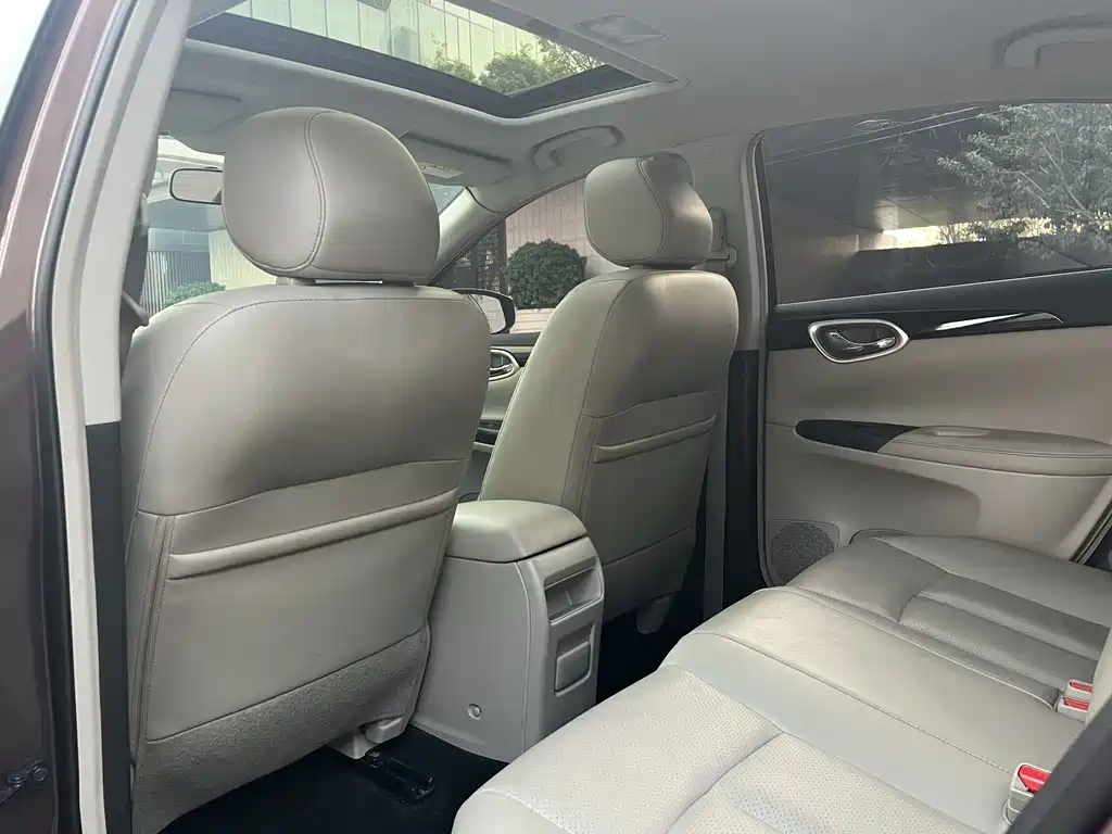 Sylphy 2016 1.6XL CVT Deluxe Edition купить на сайте DeffCars
