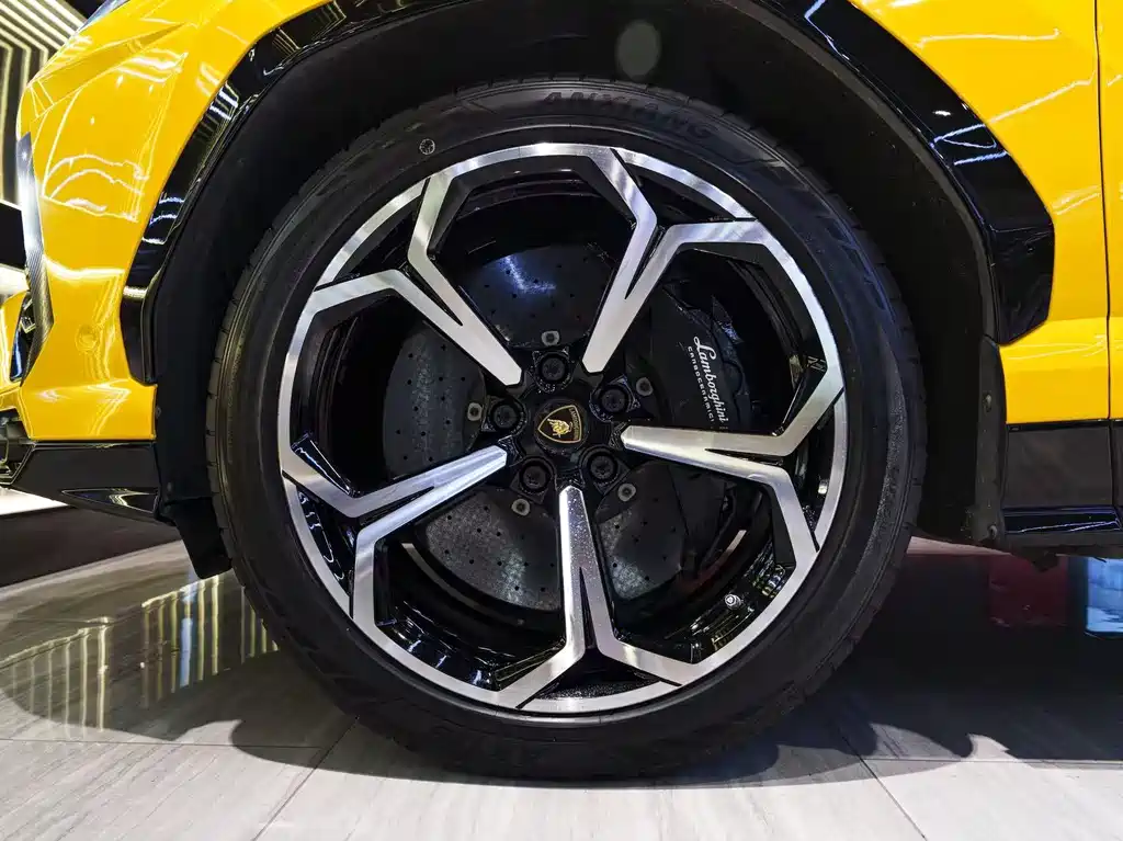 Urus 2021 4.0T V8 купить на сайте DeffCars