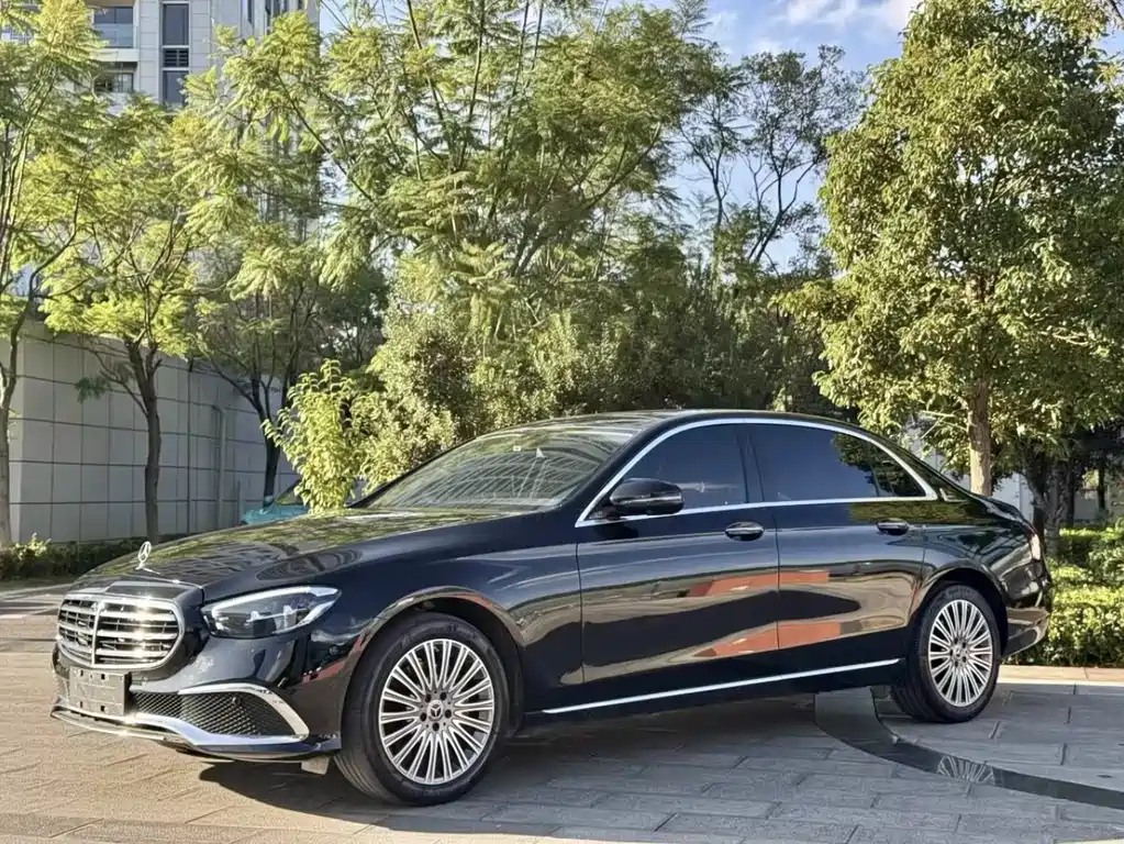 Mercedes-Benz E-Class 2023 E 300 L Luxury Model купить на сайте DeffCars