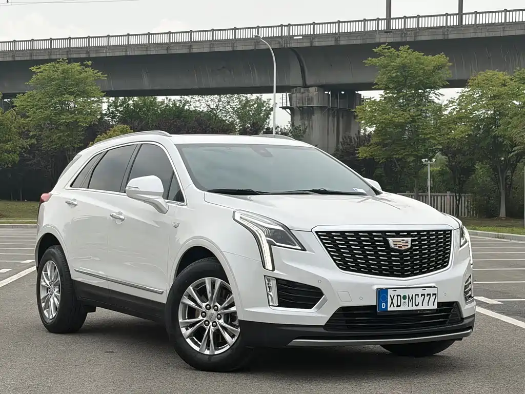 Cadillac XT5 2022 2.0T two-wheel drive luxury model купить на сайте DeffCars