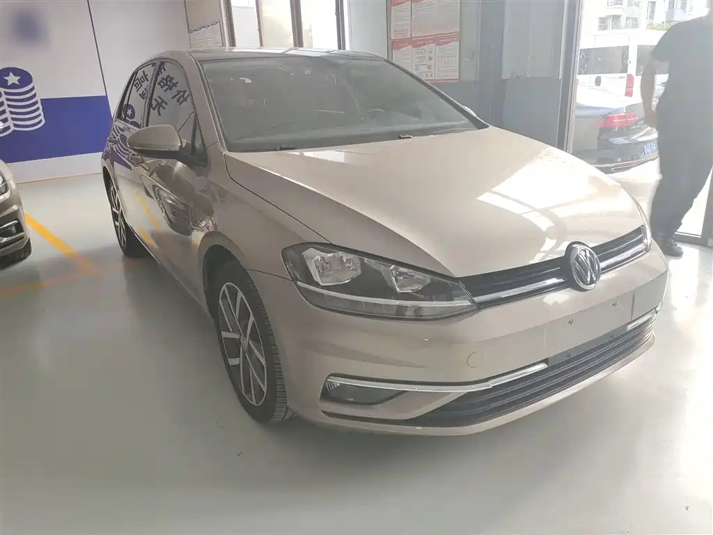 Golf 2020 280TSI DSG comfort model купить на сайте DeffCars