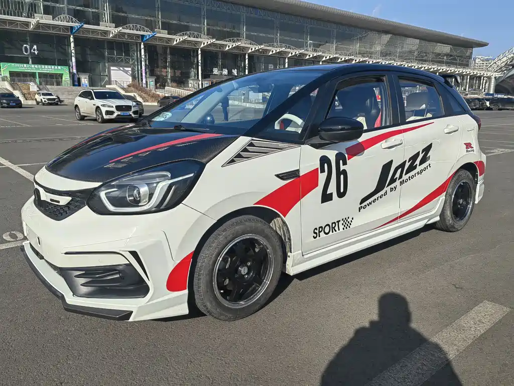 Fit 2021 1.5L CVT Fashion Edition купить на сайте DeffCars