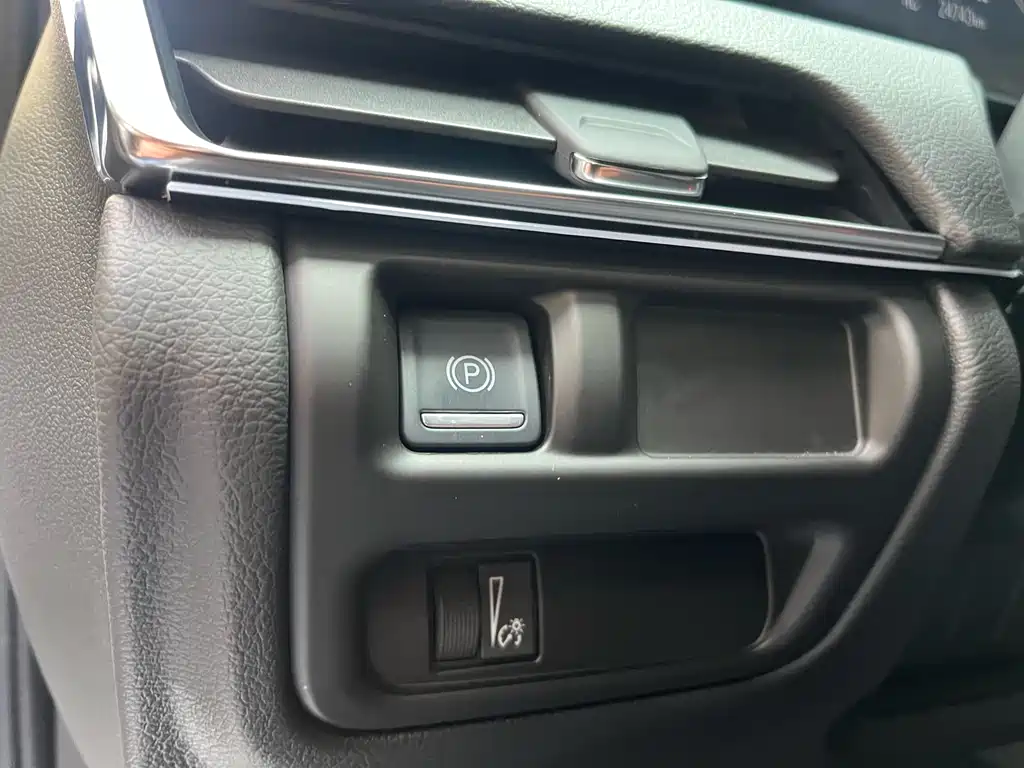 Cadillac CT5 2024 28T Luxury Pro купить на сайте DeffCars
