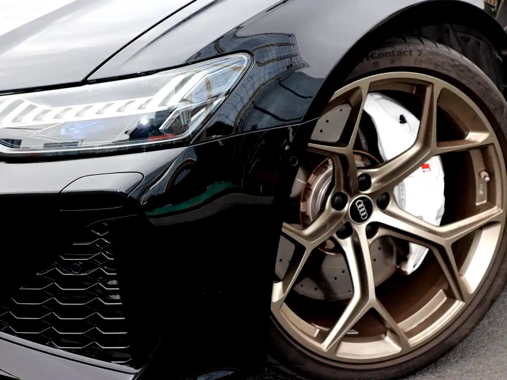 Audi RS 6 2024 RS 6 4.0T Avant performance купить на сайте DeffCars