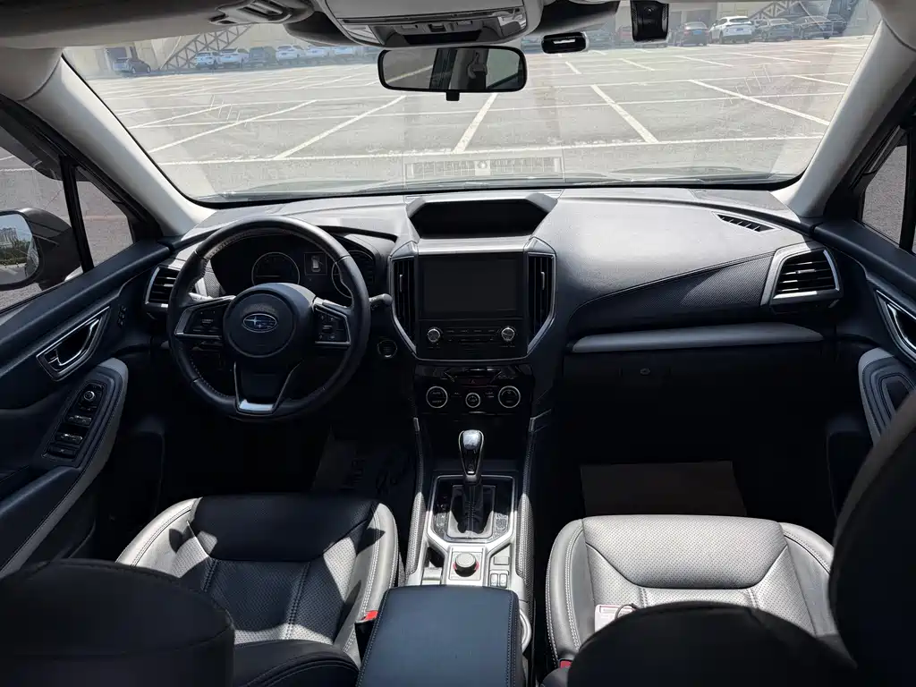 Forester 2022 2.0i AWD Deluxe Edition EyeSight купить на сайте DeffCars