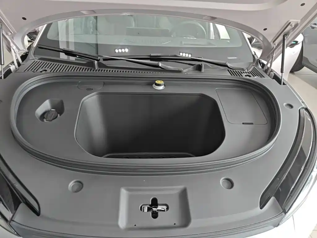 Qin L 2025 EV 545KM Cloud Model купить на сайте DeffCars