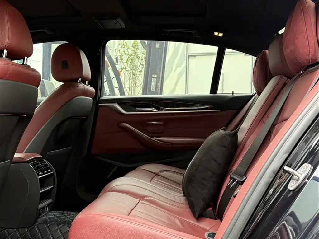 BMW 5 Series 2018 facelift 530Li xDrive M Sports Package купить на сайте DeffCars