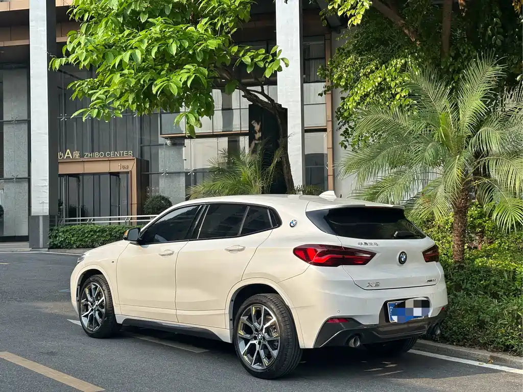 BMW X2 2023 sDrive 25i Sunlight Edition купить на сайте DeffCars