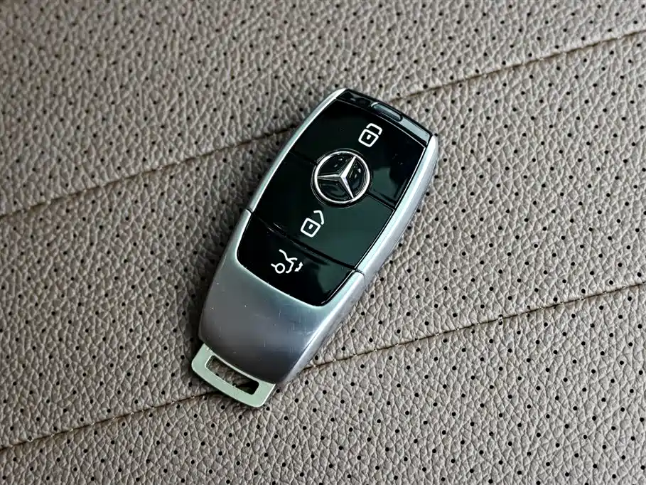 Mercedes-Benz E-Class 2023 facelift E 300 L luxury model купить на сайте DeffCars