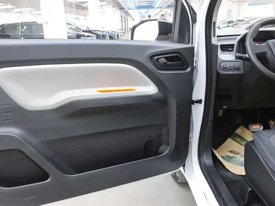 Hongguang MINIEV 2022 Freestyle Lithium Iron Phosphate купить на сайте DeffCars