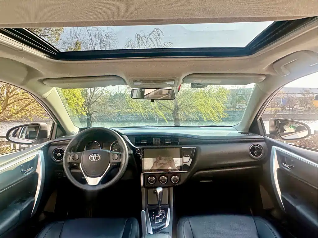 Corolla 2017 facelift 1.2T S-CVT GL-i купить на сайте DeffCars