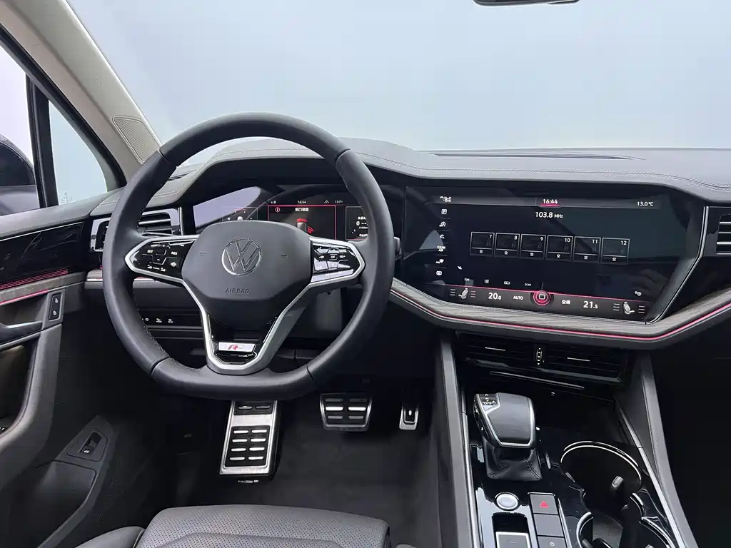 Touareg 2021 2.0TSI Ruishang Edition купить на сайте DeffCars