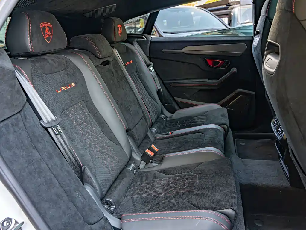 Urus 2022 4.0T V8 Performante купить на сайте DeffCars