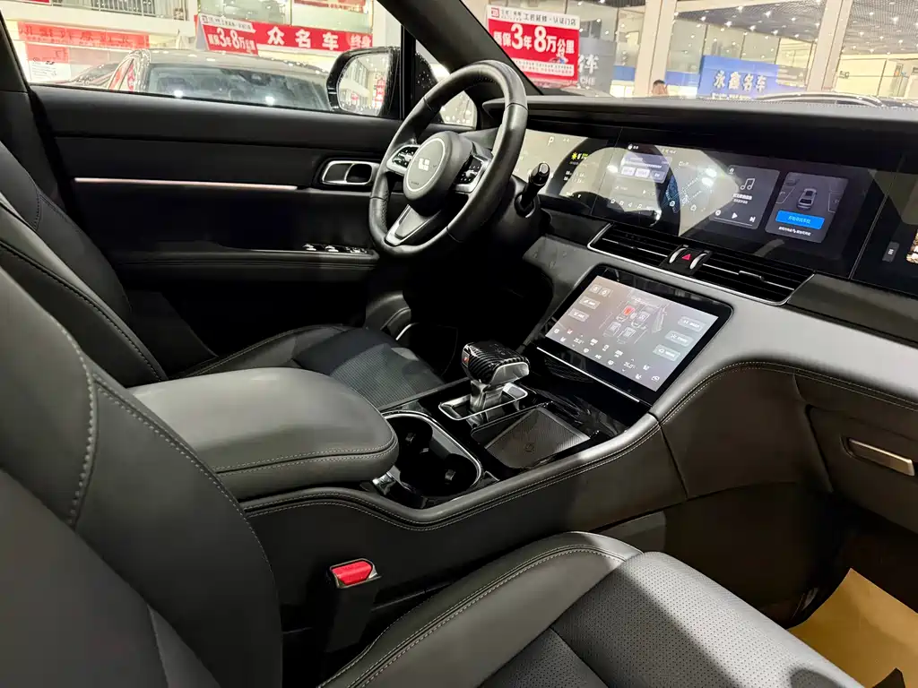 Ideal ONE 2021 extended range 6-seater version купить на сайте DeffCars