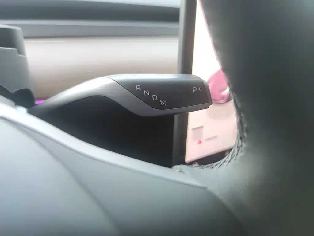 Model 3 2022 rear-wheel drive version купить на сайте DeffCars