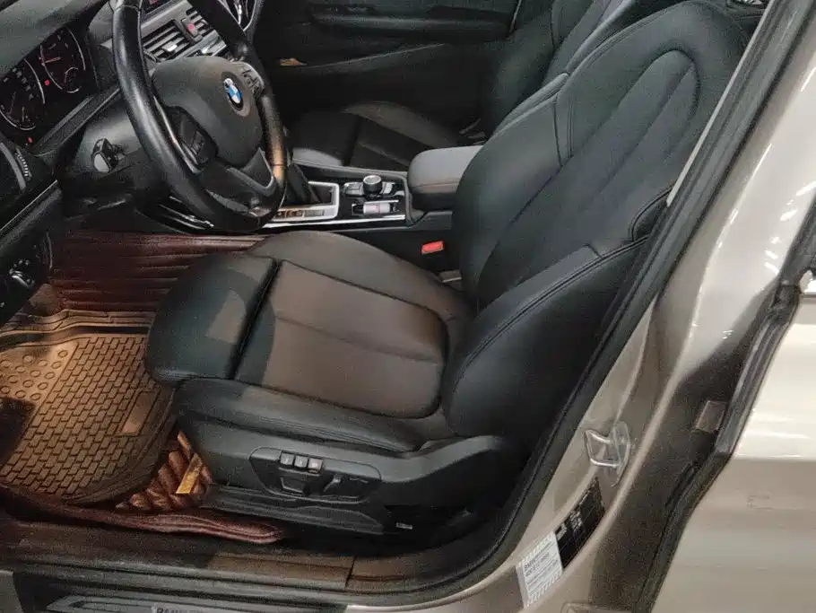 BMW 1 Series 2017 118i Sports купить на сайте DeffCars