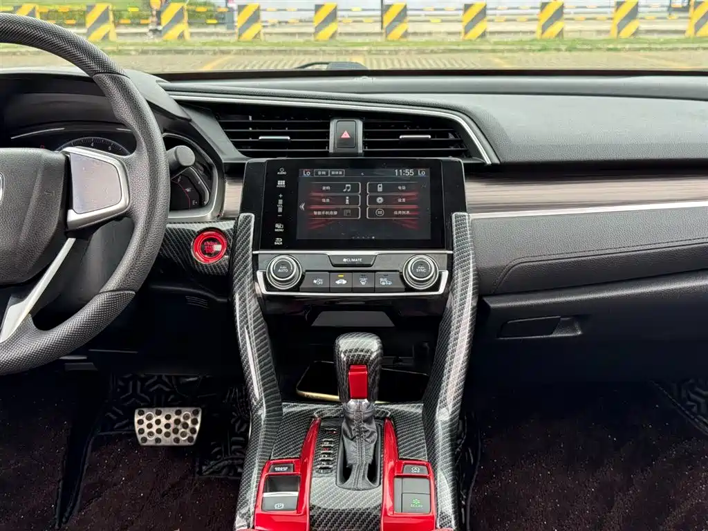 Civic 2019 220TURBO CVT combustion version National VI купить на сайте DeffCars