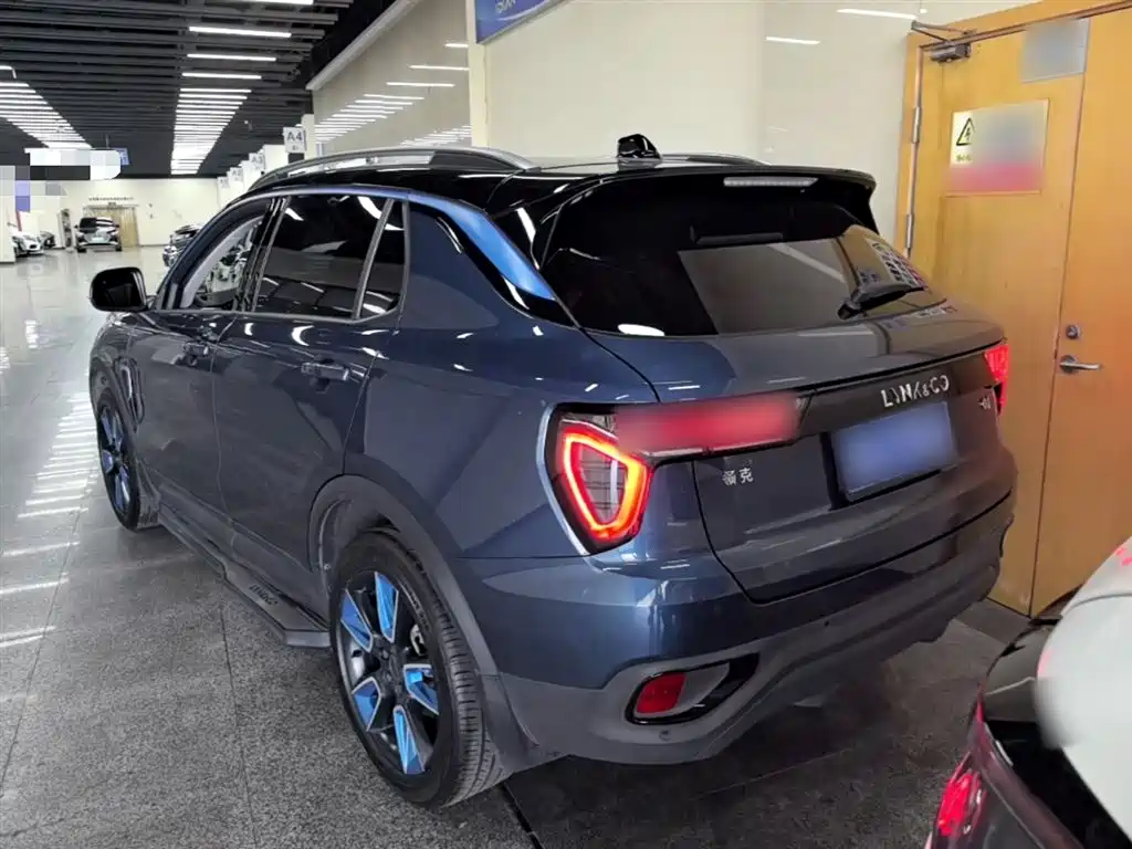 Lynk & Co 01 2017 2.0T two-wheel drive Pro version купить на сайте DeffCars
