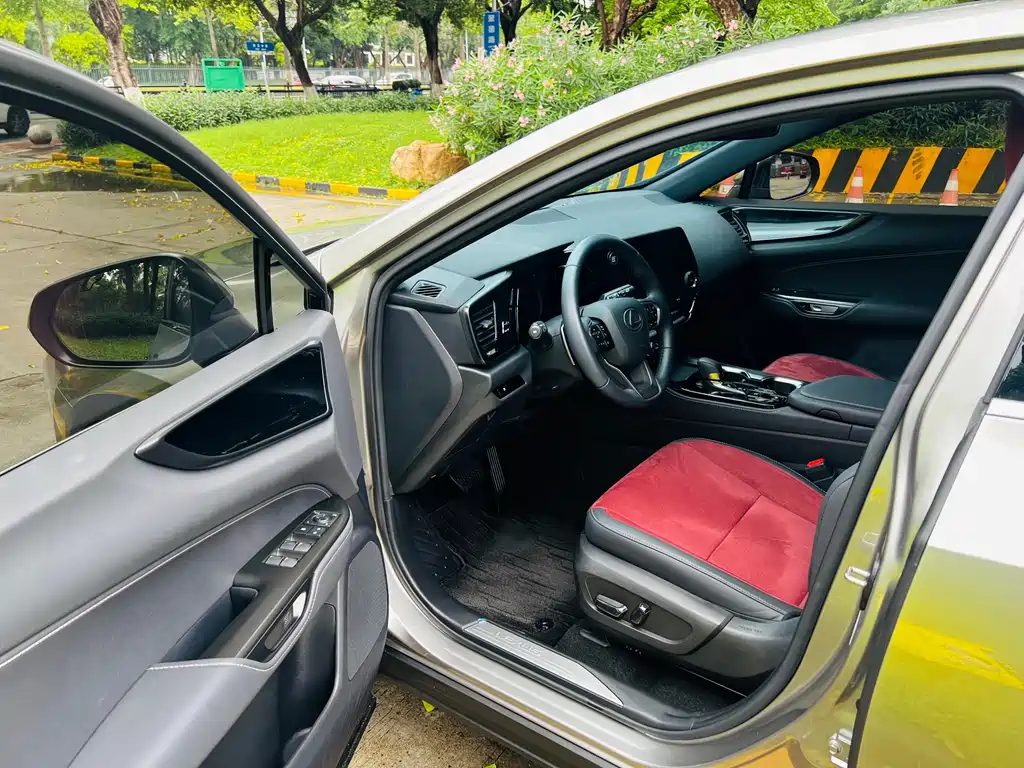 Lexus NX 2024 260 front-wheel drive Chuangchi version купить на сайте DeffCars
