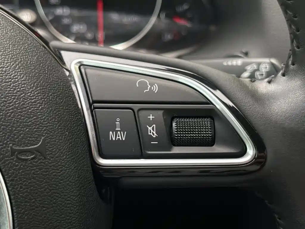 Audi Q5 2017 Plus 40 TFSI Technology купить на сайте DeffCars