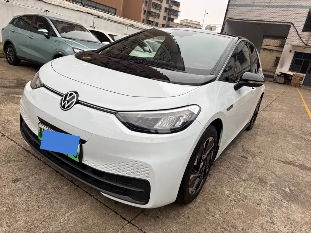 Volkswagen ID.3 2023 Pure Smart Edition купить на сайте DeffCars