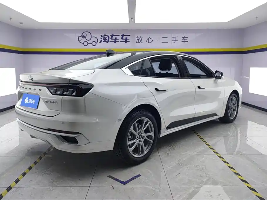 Mondeo 2023 EcoBoost 245 Luxury купить на сайте DeffCars