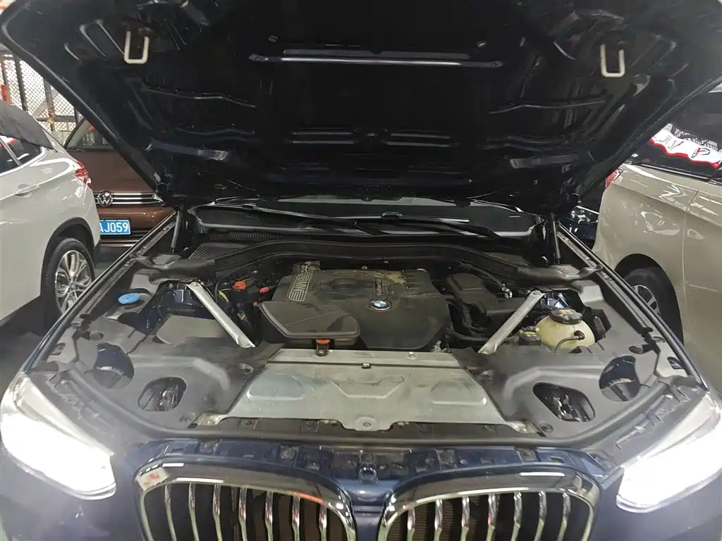 BMW X3 2018 xDrive28i Luxury Package National VI купить на сайте DeffCars