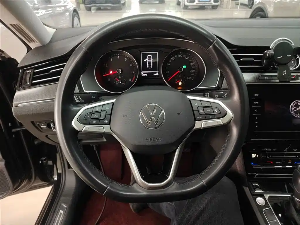 Magotan 2020 330TSI DSG leading model купить на сайте DeffCars