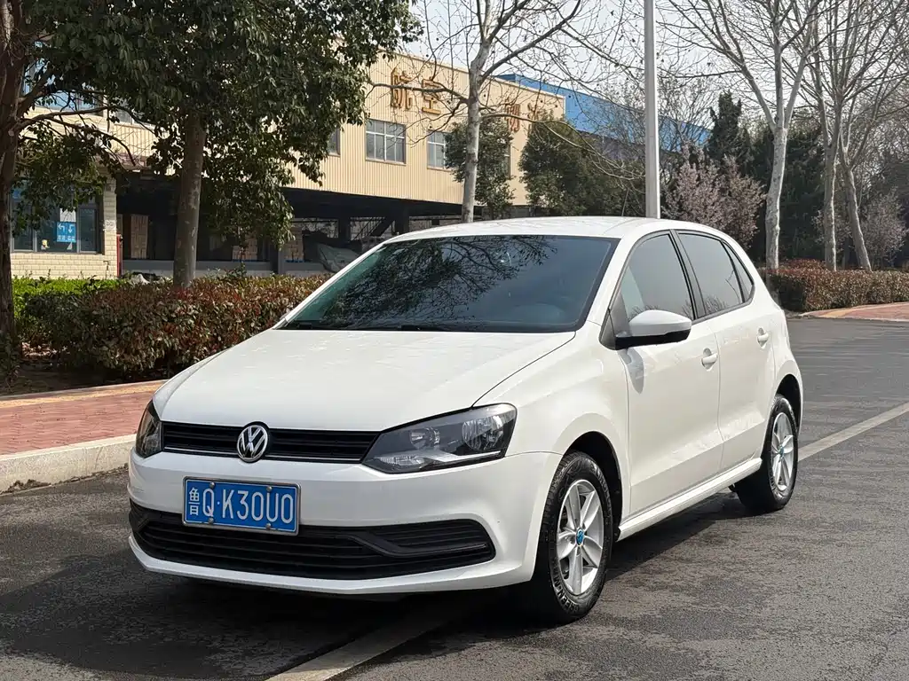 Polo 2016 1.4L manual fashion model купить на сайте DeffCars