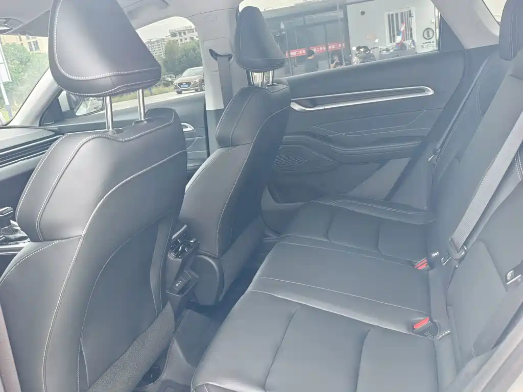 Emgrand 2025 4th Generation 1.5L CVT Star Edition купить на сайте DeffCars