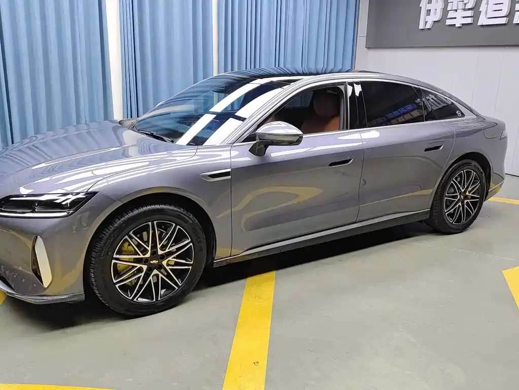Fengyun A9L 2025 260 long battery life luxury version купить на сайте DeffCars