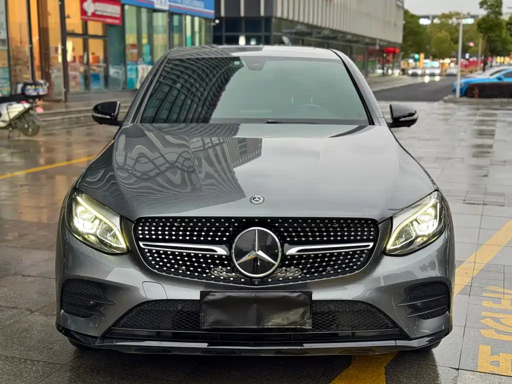 Mercedes-Benz GLC Coupe 2019 GLC 200 4MATIC Coupe SUV купить на сайте DeffCars
