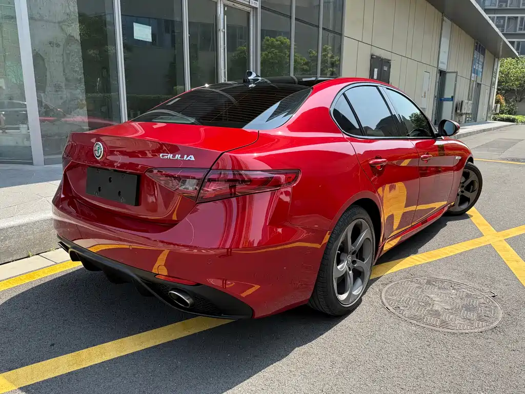 Giulia Juliet 2017 2.0T 280HP Milano Limited Edition купить на сайте DeffCars